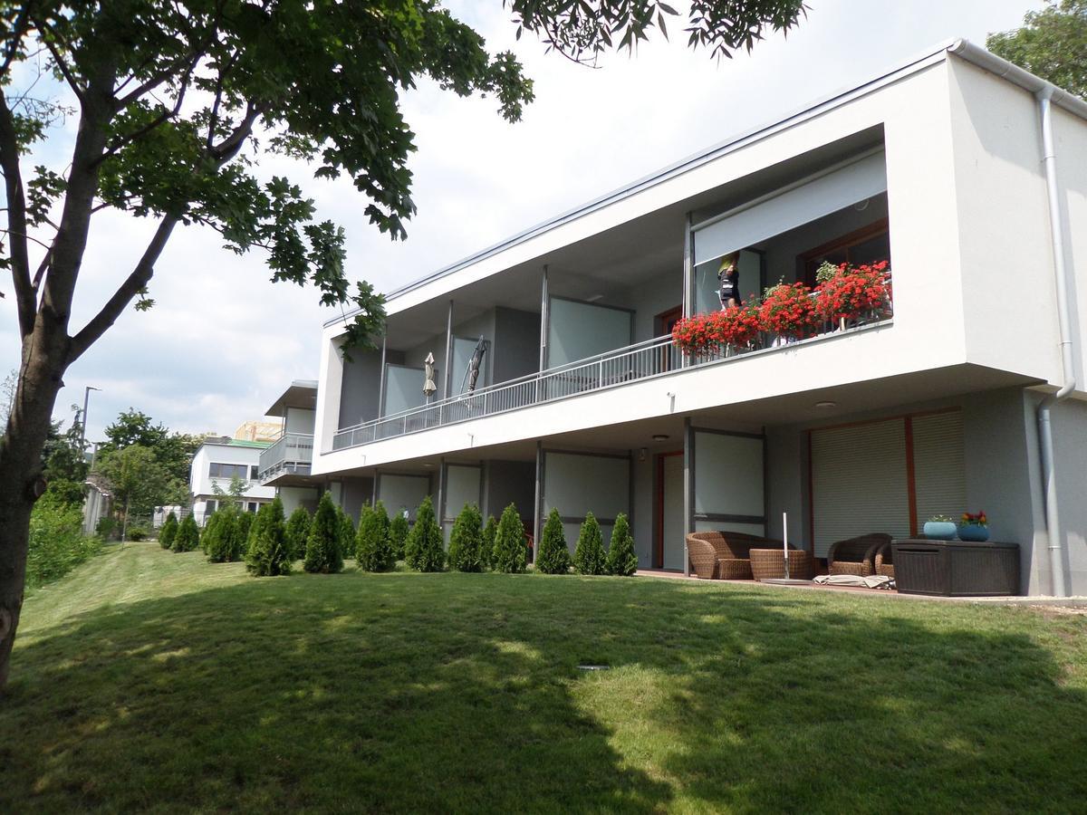 Silver Delux Apartman Balatonfured Ngoại thất bức ảnh